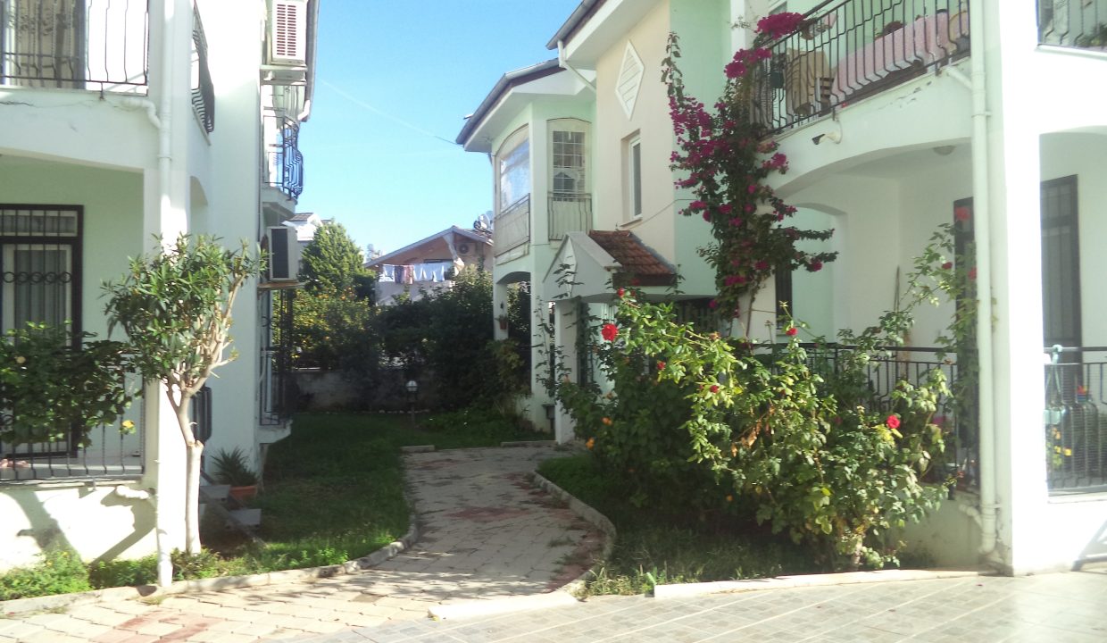 calıs focada havuzlusitede 2+1 resim3